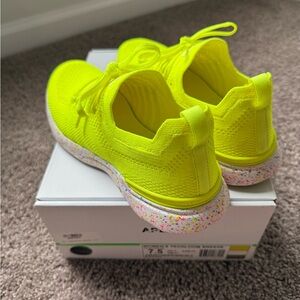 APL Techloom Breeze size 7.5